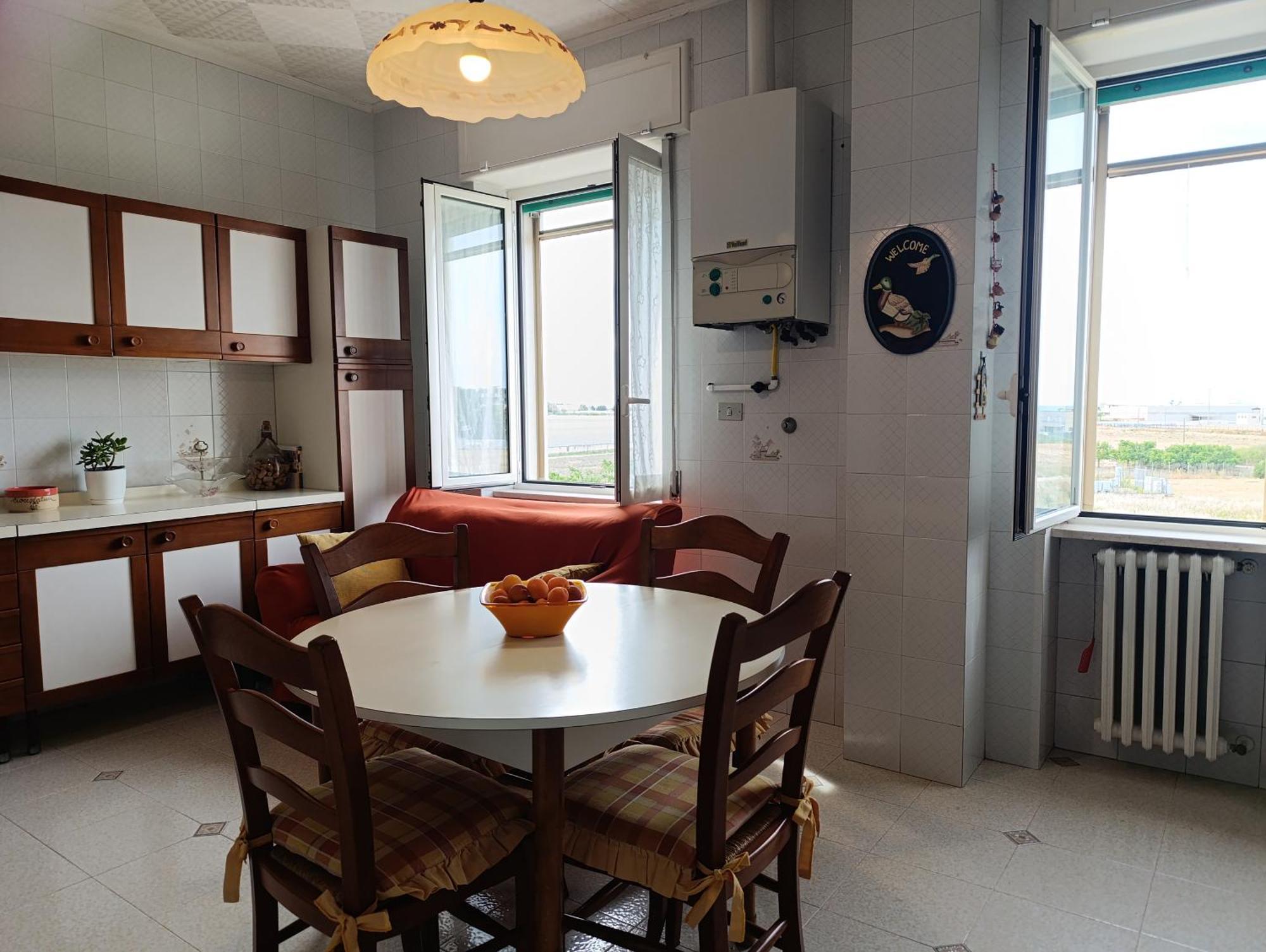 Le Rondini Apartamento Trani Exterior foto